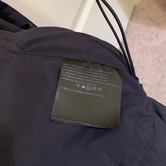 Lululemon | New Pack it up jacket (size4) - Picture 10 of 14